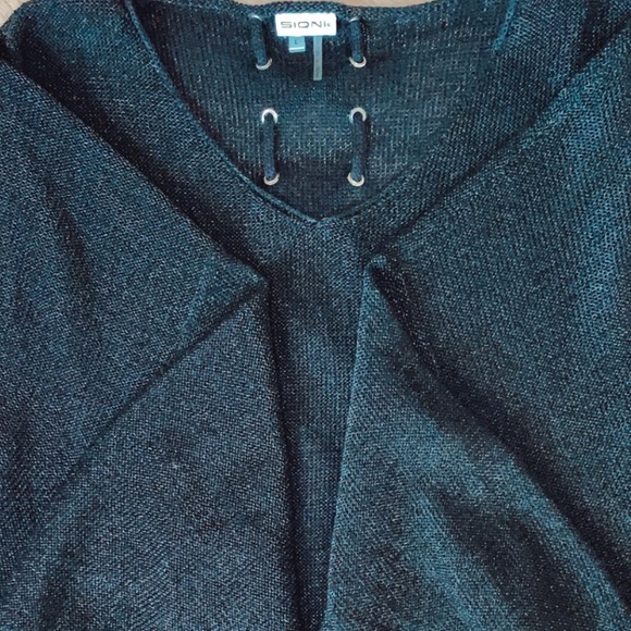 Sioni Black Sweater with lace Back. - Picture 8 of 11